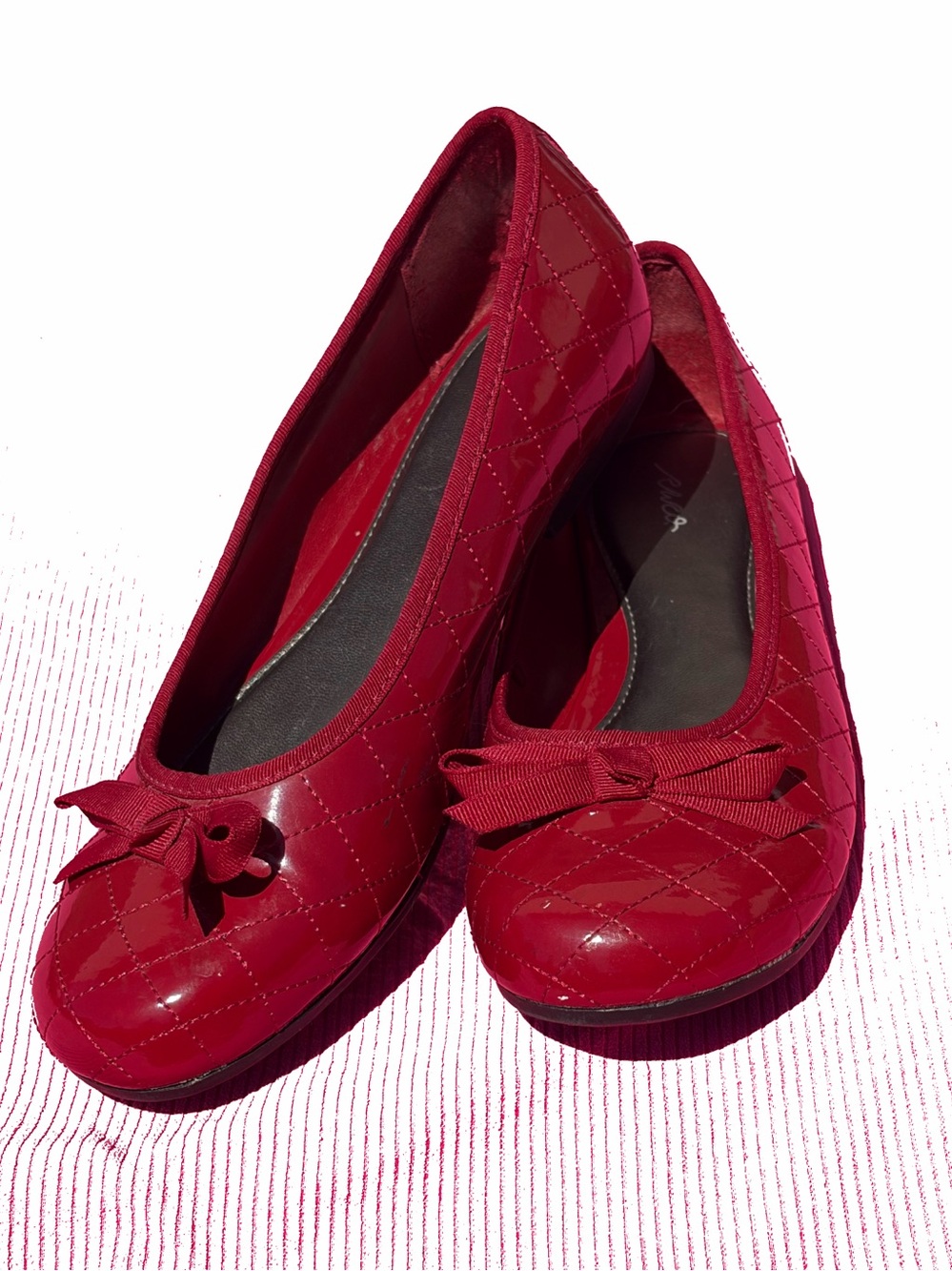 Women’s Red Quilted Ballet Flats with Bow - Size 8